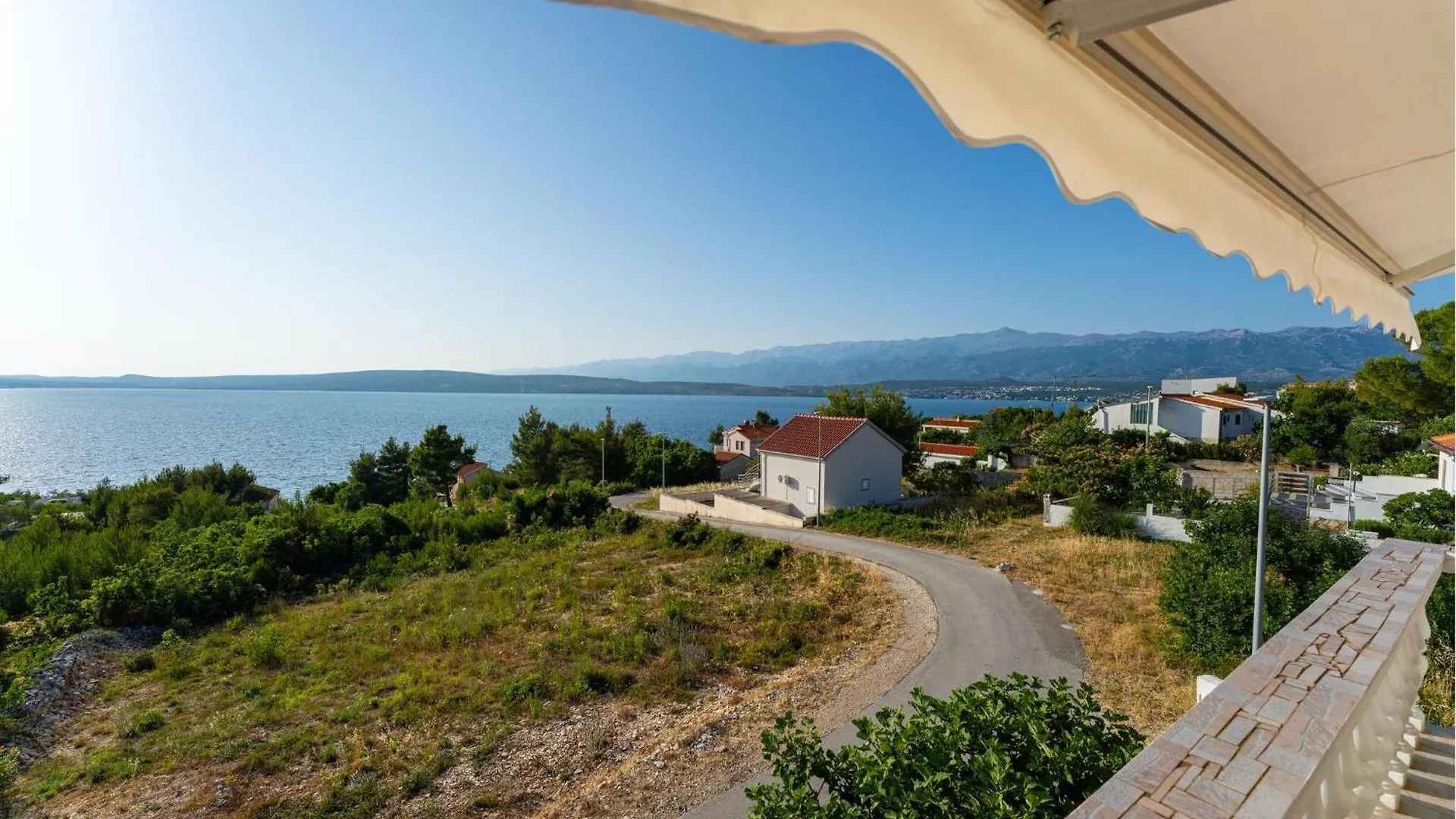 Awesome Apartment In Novigrad With Kitchen Kroatien